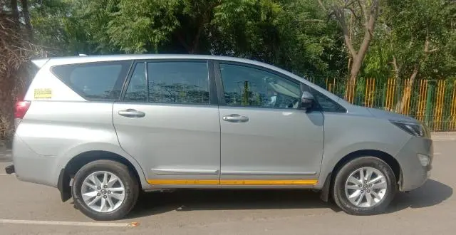 Toyota Innova Crysta 2.4 G 8 STR 2018