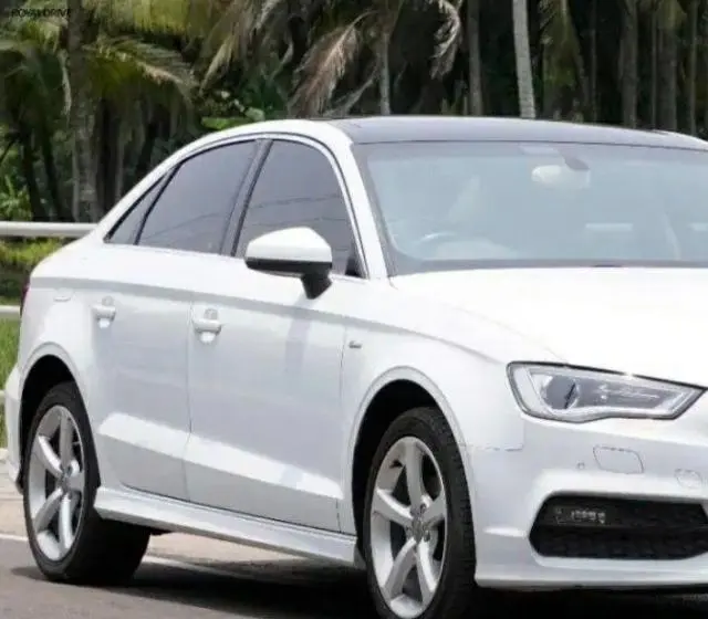 Audi A3 35 TDI PREMIUM + SUNROOF 2015