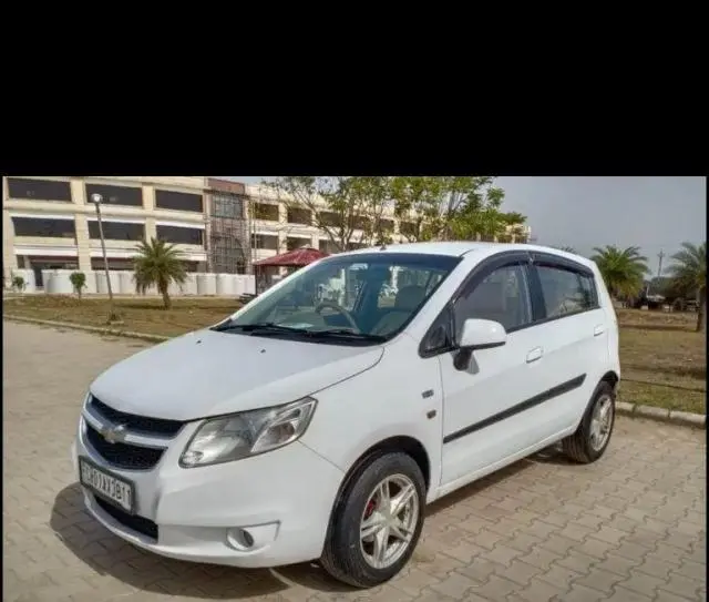 Chevrolet Sail Hatchback 1.2 LT ABS 2014
