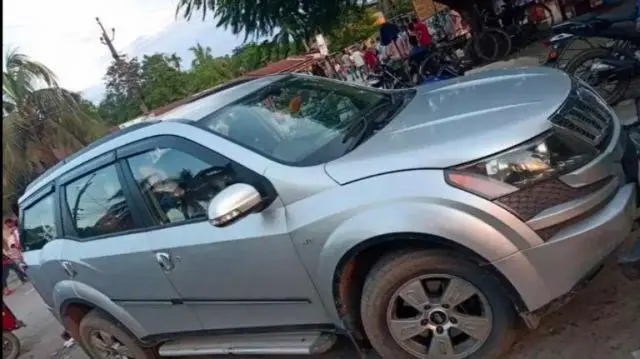 Mahindra XUV500 W8 4WD 2014