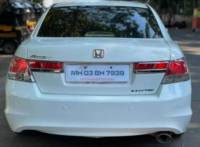 Honda Accord 2.4 i-VTEC MT 2013