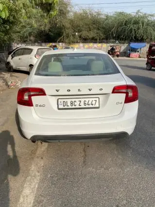 Volvo S60 Kinetic D4 2013