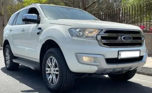 Ford Endeavour Titanium 2.2 4x2 AT 2018