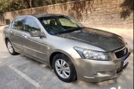 Honda Accord 2.4 AT 2010