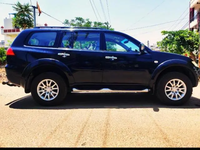 Mitsubishi Pajero 4x4 LHD 2013