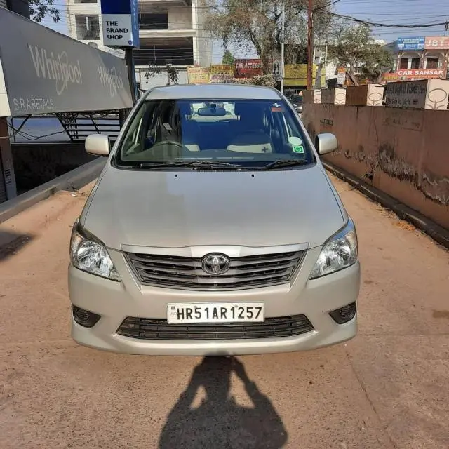 Toyota Innova 2.5 G 2012