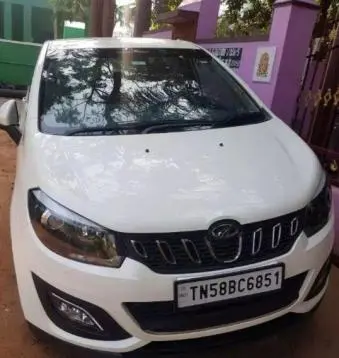 Mahindra Marazzo M8 8 STR 2020
