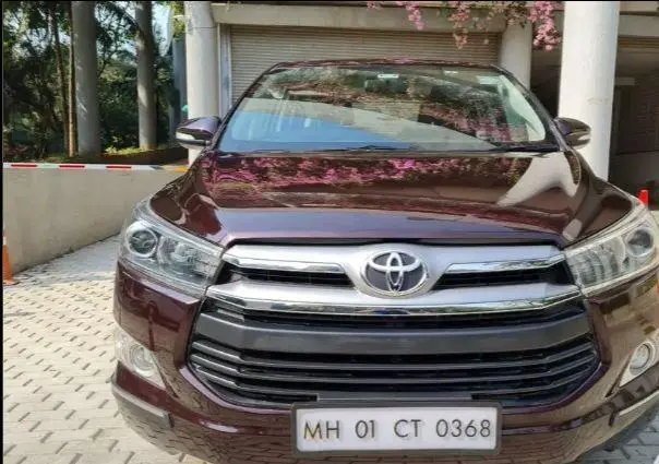 Toyota Innova Crysta 2.4 VX 8 STR 2017