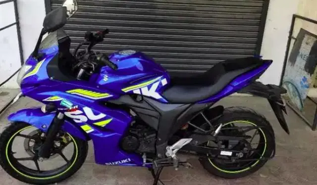 Suzuki Gixxer SF 150cc Special MOTOGP Edition 2016