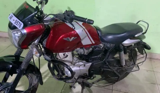 Bajaj V12 125cc 2017