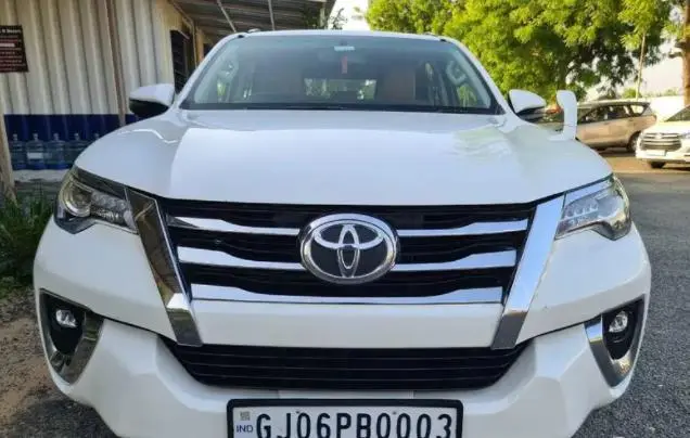 Toyota Fortuner 2.8 4x2 AT 2019