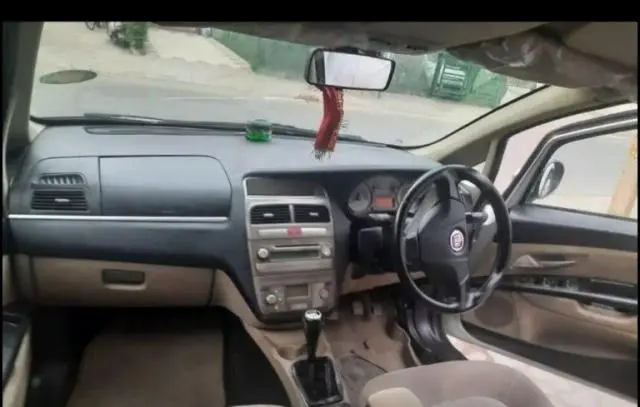 Fiat Linea Active 1.3 2012