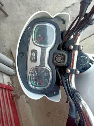 TVS Radeon 110cc Drum SBT 2019