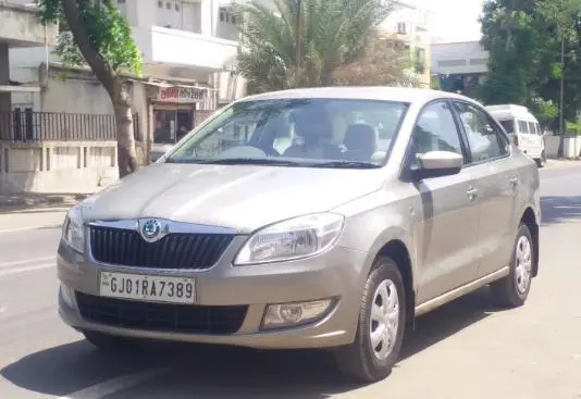 Skoda Rapid AMBITION 1.6 TDI CR MT 2013