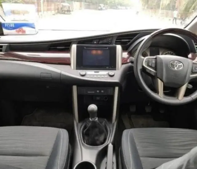 Toyota Innova Crysta 2.4 GX 8 STR 2020