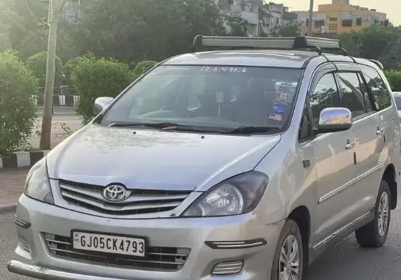 Toyota Innova 2.5 V 8 STR 2008