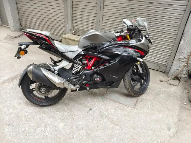 TVS Apache RR310 BS6 2021