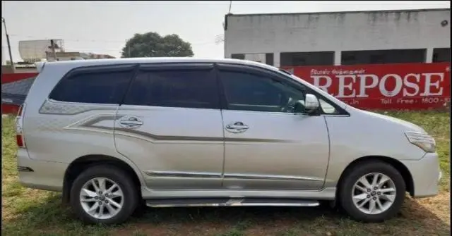 Toyota Innova 2.5 Z 7 SEATER 2014