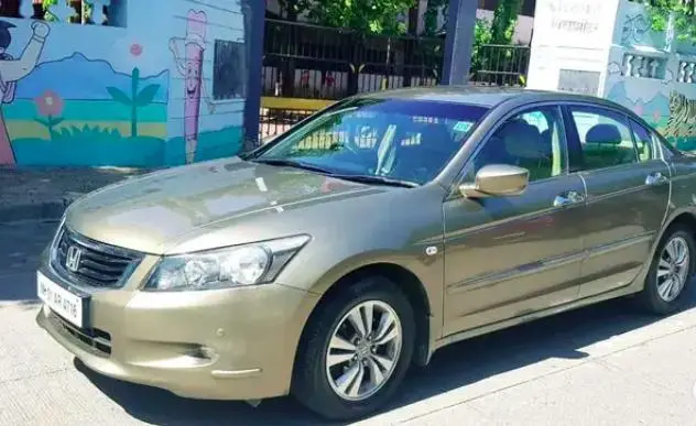 Honda Accord 2.4 AT 2010