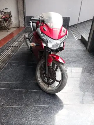 Honda CBR 250R 2011