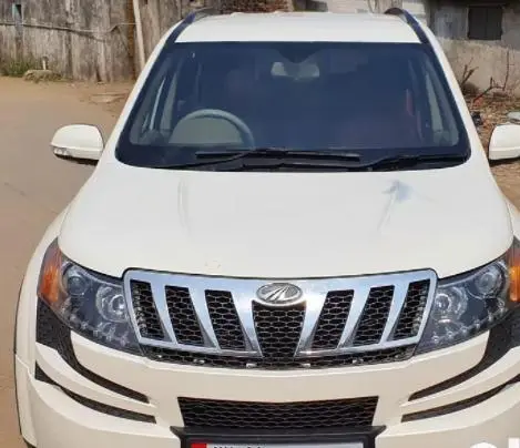 Mahindra XUV500 W6 2014