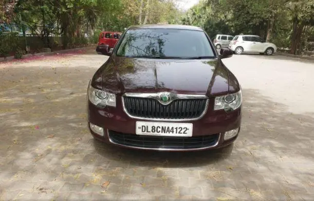 Skoda Superb 1.8 Style TSI MT 2010