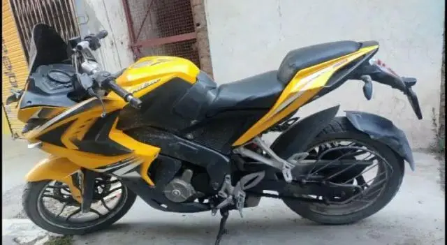 Bajaj Pulsar RS200 2017