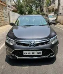 Toyota Camry Hybrid 2017