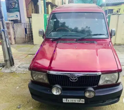 Toyota Qualis 2.4D GS 2001