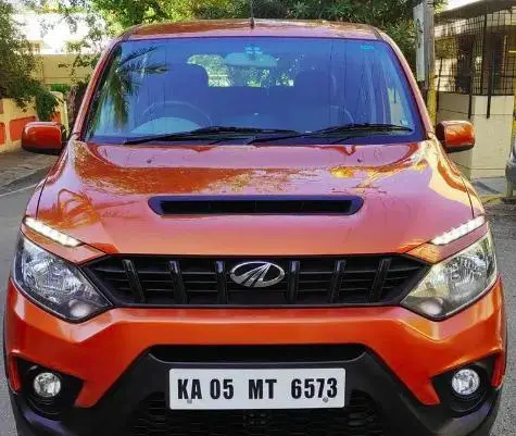 Mahindra NuvoSport N8 AMT 2016