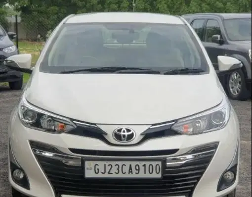 Toyota Yaris VX AT 2018