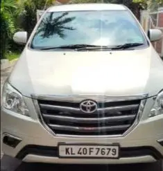Toyota Innova 2.5 GX 8 STR BS IV 2012