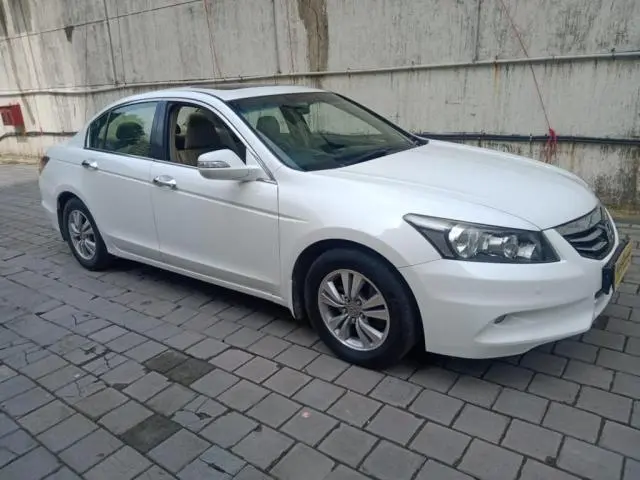 Honda Accord 2.4 AT 2012