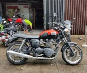 Triumph Bonneville T120 2015