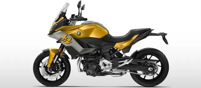 BMW F900XR 2022