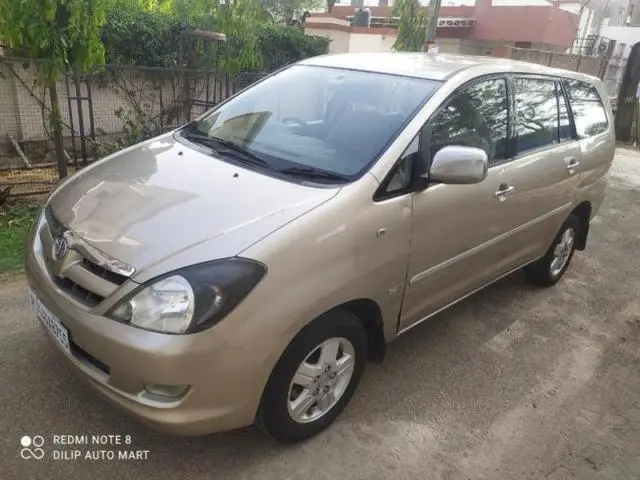 Toyota Innova 2.5 V 8 STR 2007