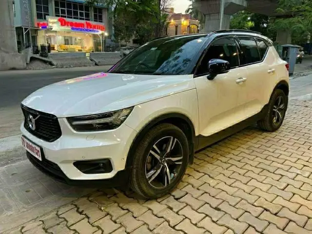 Volvo XC40 D4 R-Design 2018