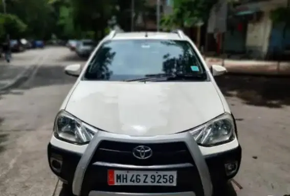 Toyota Etios Cross 1.4 GD 2014