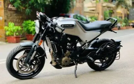 Husqvarna Svartpilen 250 2020