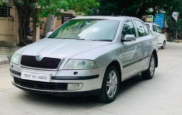 Skoda Laura L&K 2.0 TDI MT 2007