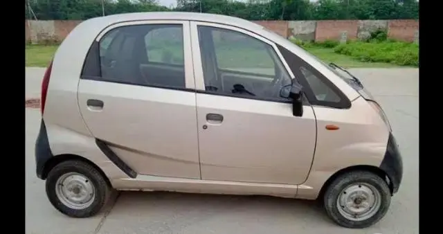 Tata Nano LX 2011