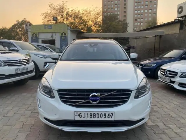 Volvo XC60 D4 SUMMUM 2014