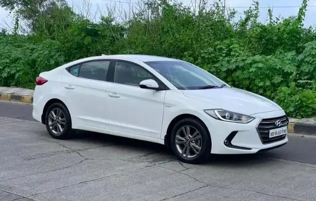 Hyundai Elantra 1.6 SX MT 2016