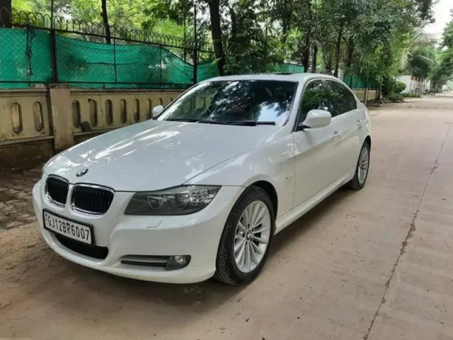 BMW 3 Series 320d Highline Sedan 2012