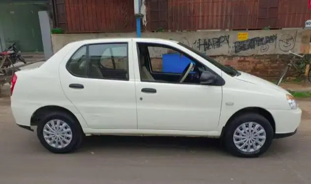 Tata Indigo eCS LX CR4 BS IV 2015