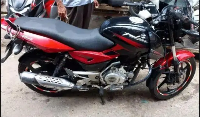 Bajaj Pulsar 150cc 2015