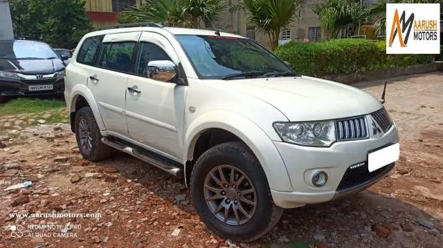 Mitsubishi Pajero Sport 4x4 MT 2012