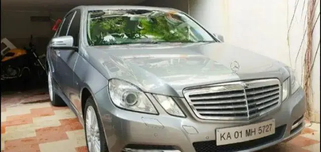 Mercedes-Benz E-Class E 220 CDI 2012
