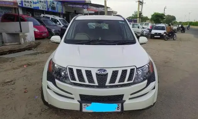 Mahindra XUV500 W6 2014