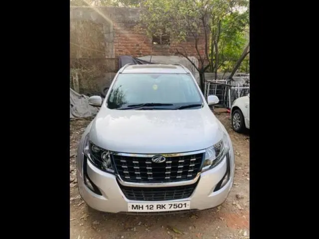 Mahindra XUV500 W11 (O) AWD AT 2019